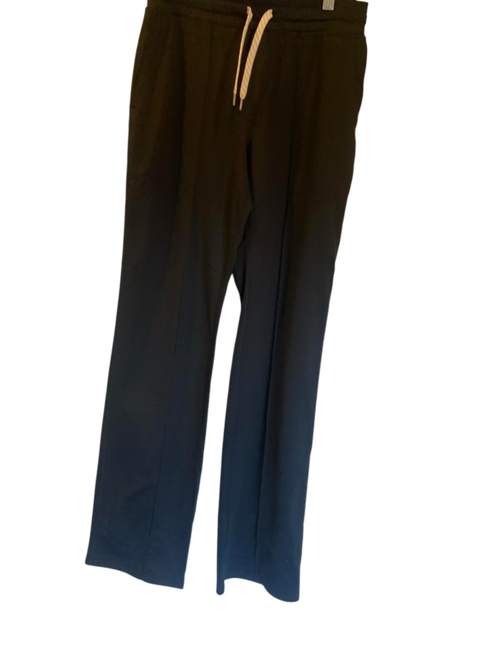 NWT Vuori halo wideleg flare BLACK Size XS